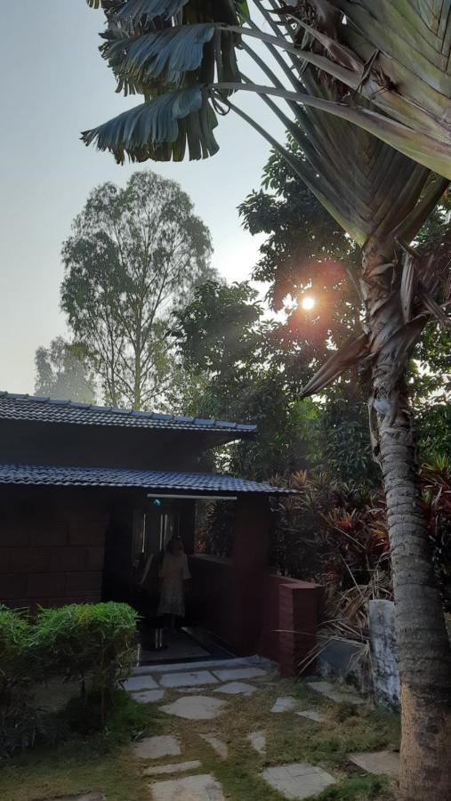 Anandvan Holiday Homes, Wai Buitenkant foto