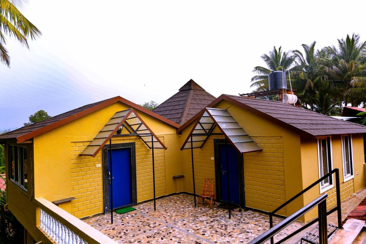 Anandvan Holiday Homes, Wai Buitenkant foto