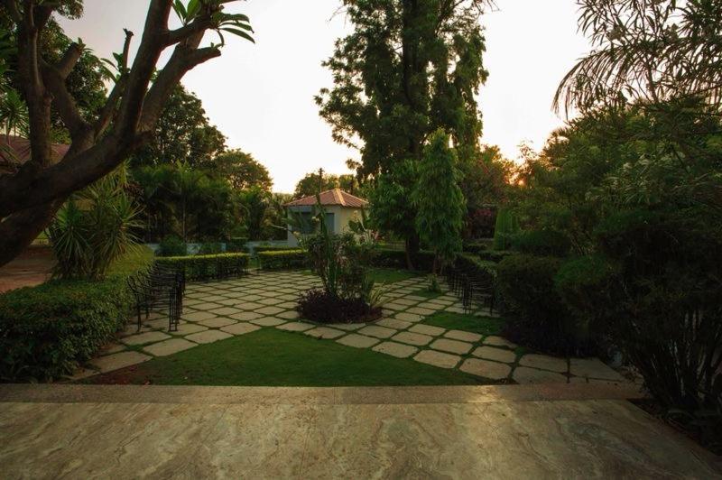 Anandvan Holiday Homes, Wai Buitenkant foto