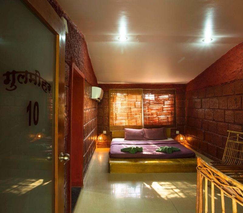 Anandvan Holiday Homes, Wai Buitenkant foto