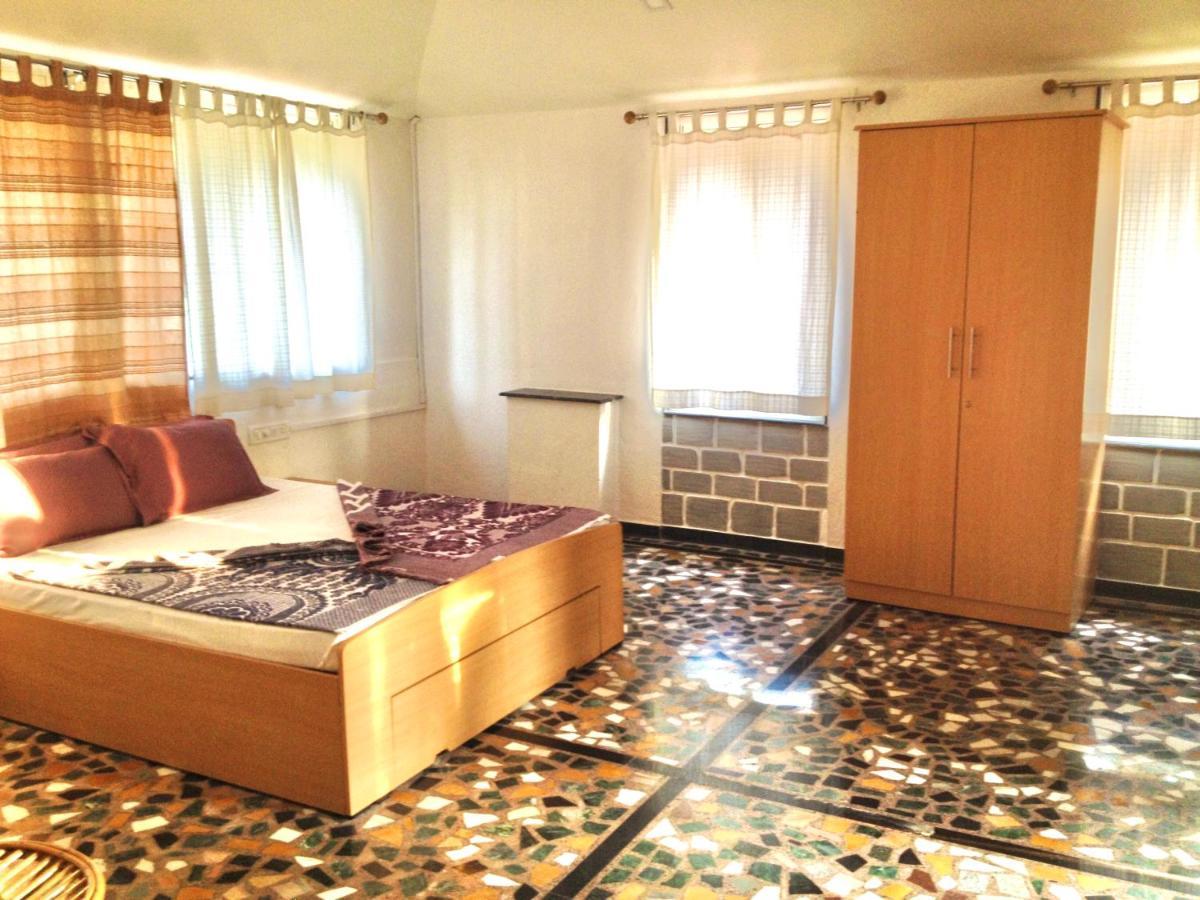 Anandvan Holiday Homes, Wai Buitenkant foto